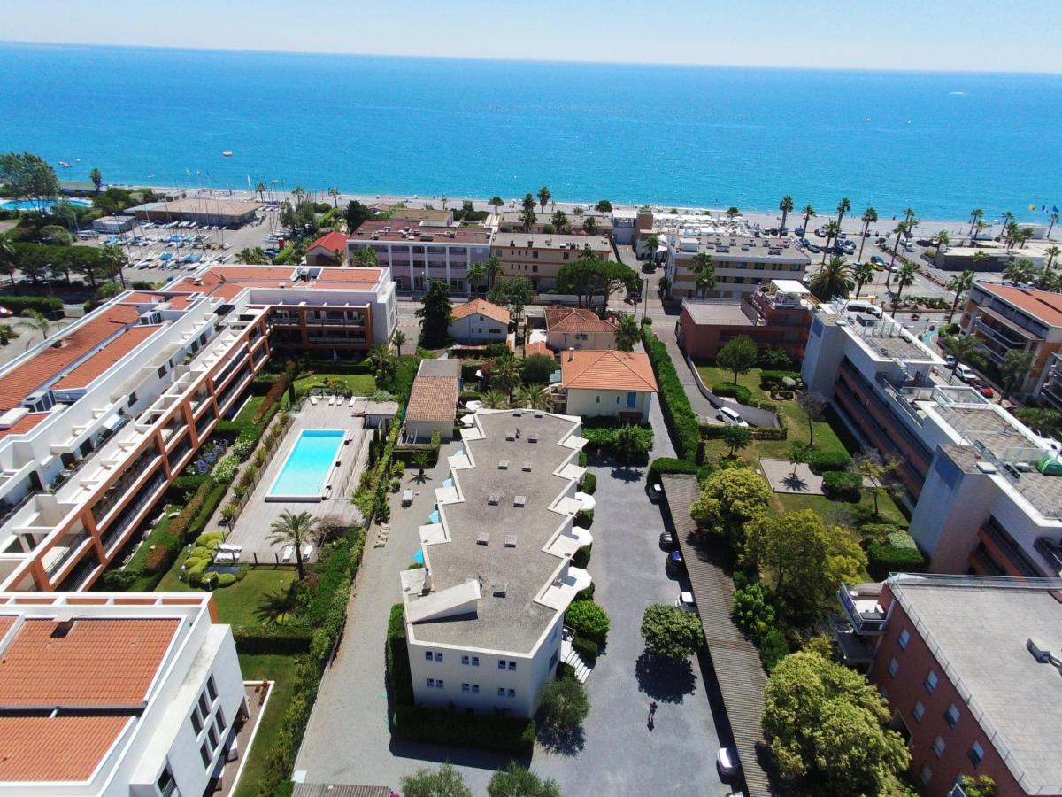 Hotel L'Etape Villeneuve-Loubet Kültér fotó